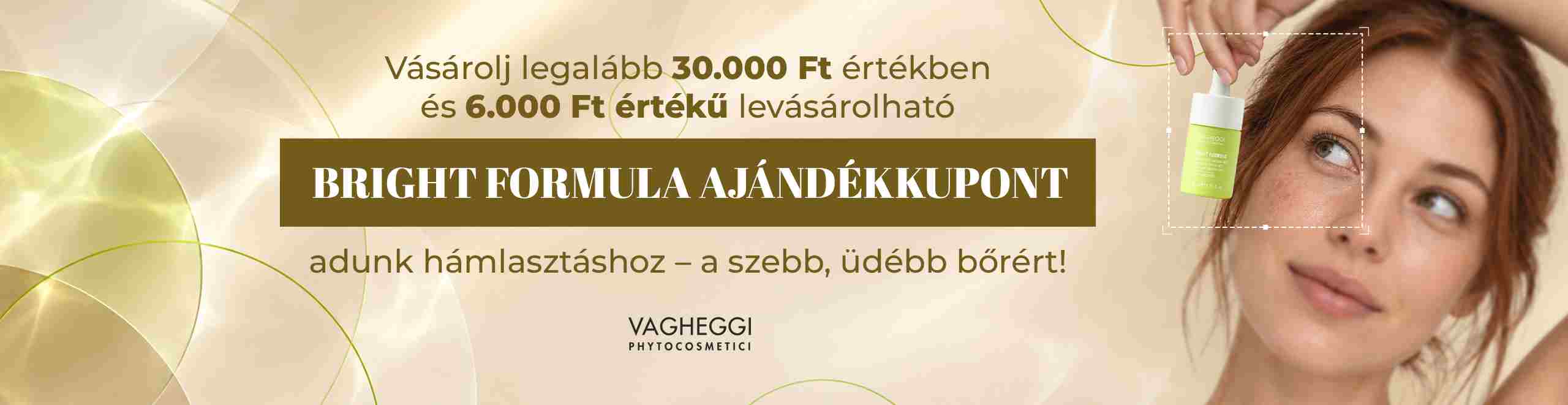 A kéépen bézs és arany oktatóterem látható, mely a Vagheggi Shopwroomban található. könnyed hangulatú bőrápolási workshop keretein belül hölgyek hallgatják az előadást.